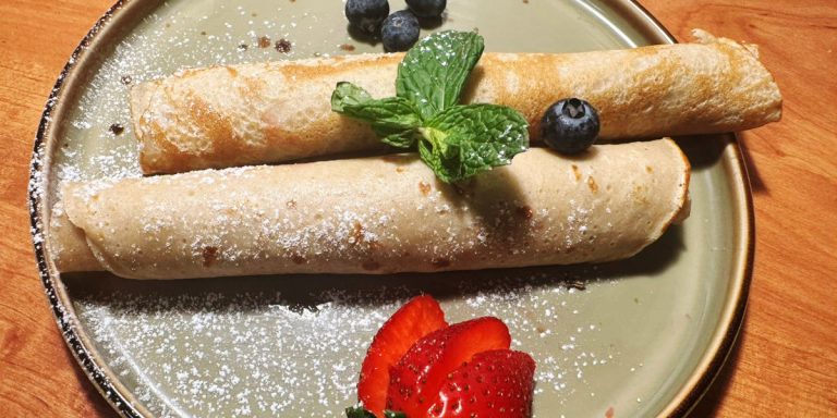 Блины на тарелке