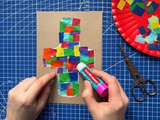 Аппликация из цветной бумаги