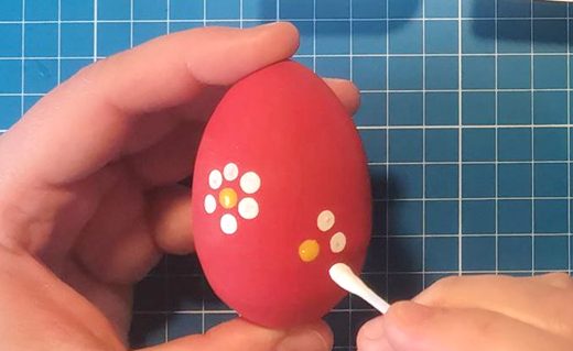 Роспись деревянного яйца